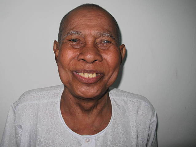 Success! Chhoun from Cambodia raised $292 to see clearly again. | Watsi