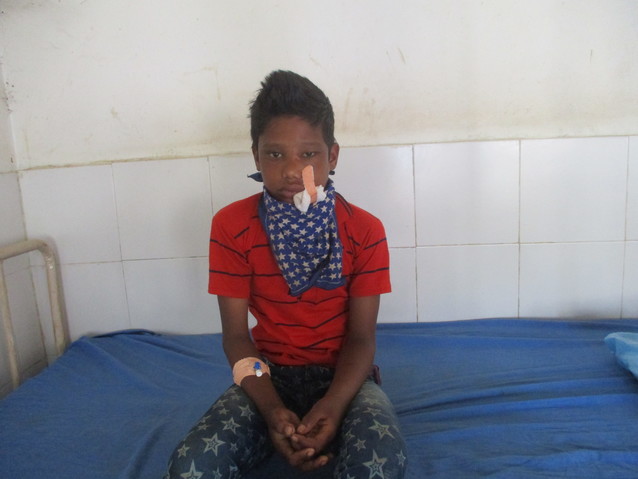 Success! Parash from Nepal raised $195 to treat a fractured wrist. | Watsi